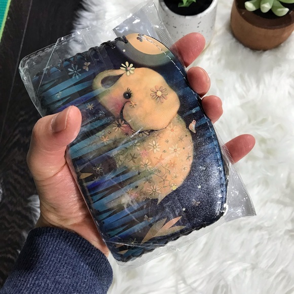 RESTOCKED! Elephant Wallet - Picture 7 of 7